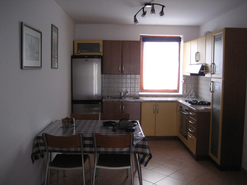 Apartment Lea Cres Kültér fotó