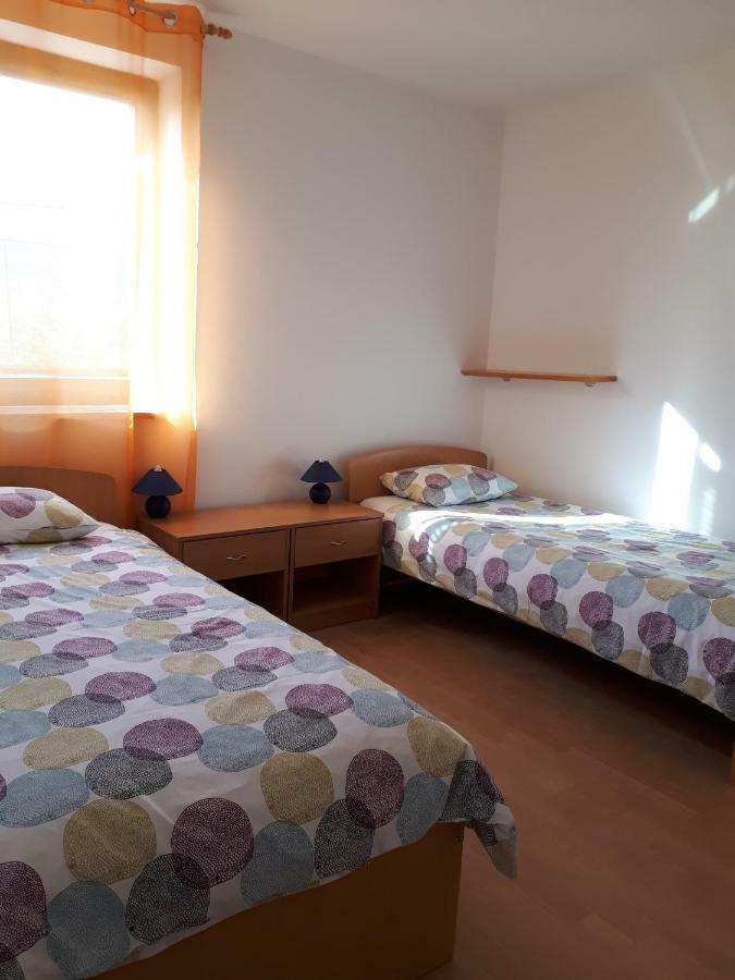 Apartment Lea Cres Kültér fotó